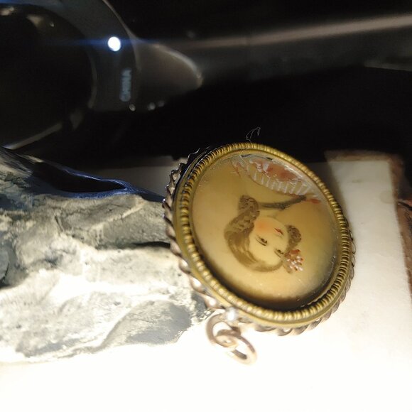 Antique Victorian Pendant 10K Yellow Gold 15 g Hand Painted Miniature Portrait - Picture 13 of 16